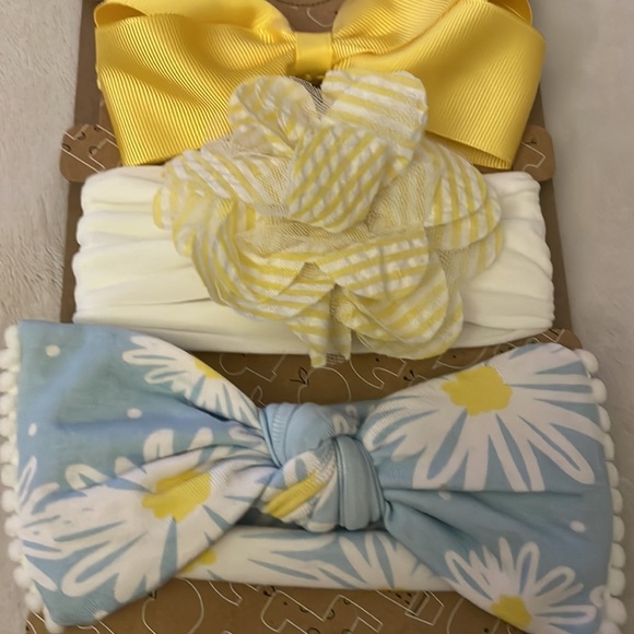 3 baby headbands, 0-24 months - Picture 3 of 4